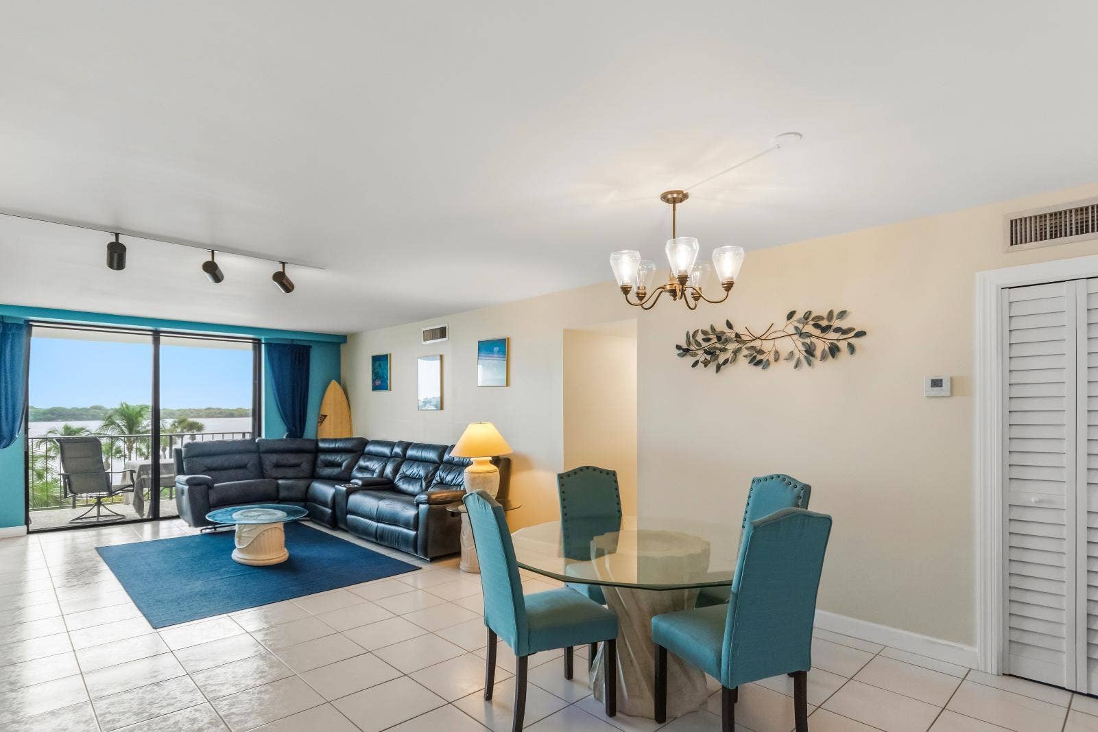 1200 MARINE Way, #203, North Palm Beach, FL 33408 Living and Dining Space