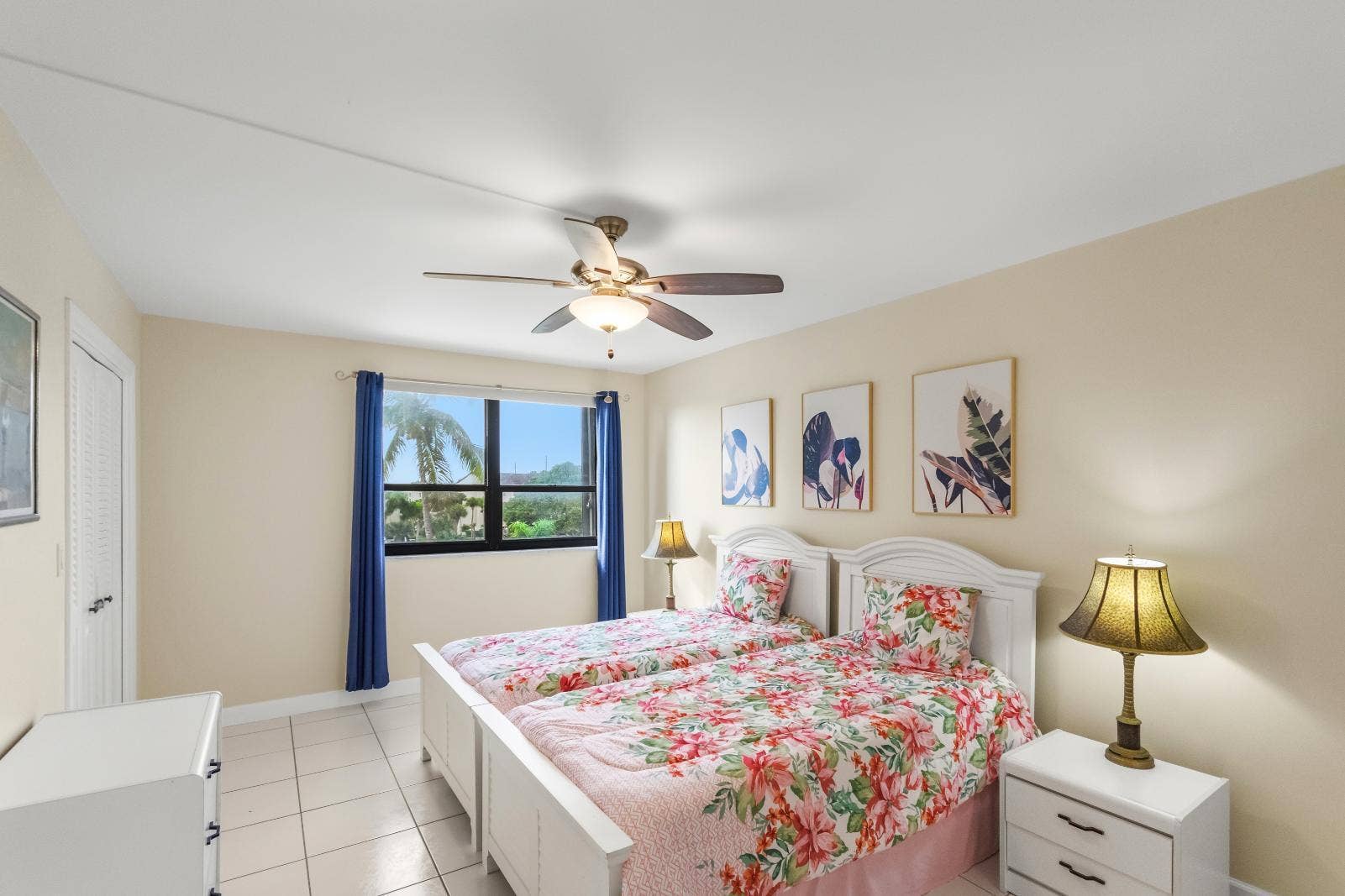 1200 MARINE Way, #203, North Palm Beach, FL 33408 Guest Bedroom