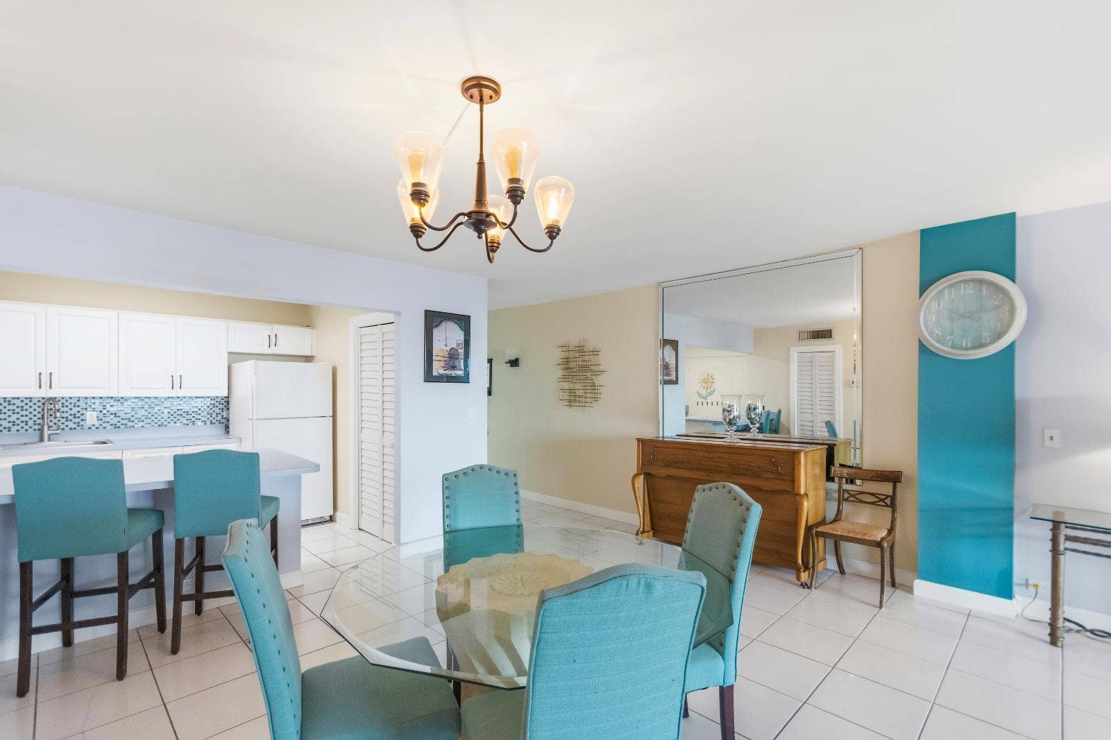 1200 MARINE Way, #203, North Palm Beach, FL 33408 Dining Area
