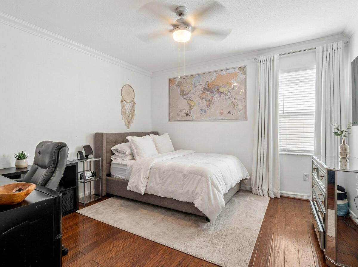 7576 Greenville Circle, Lake Worth, FL 33467 7576 Greenville - Guest Bed 01