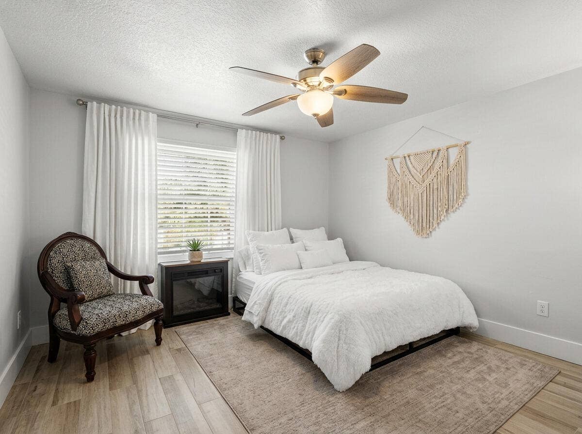 7576 Greenville Circle, Lake Worth, FL 33467 7576 Greenville - Guest Bed 02