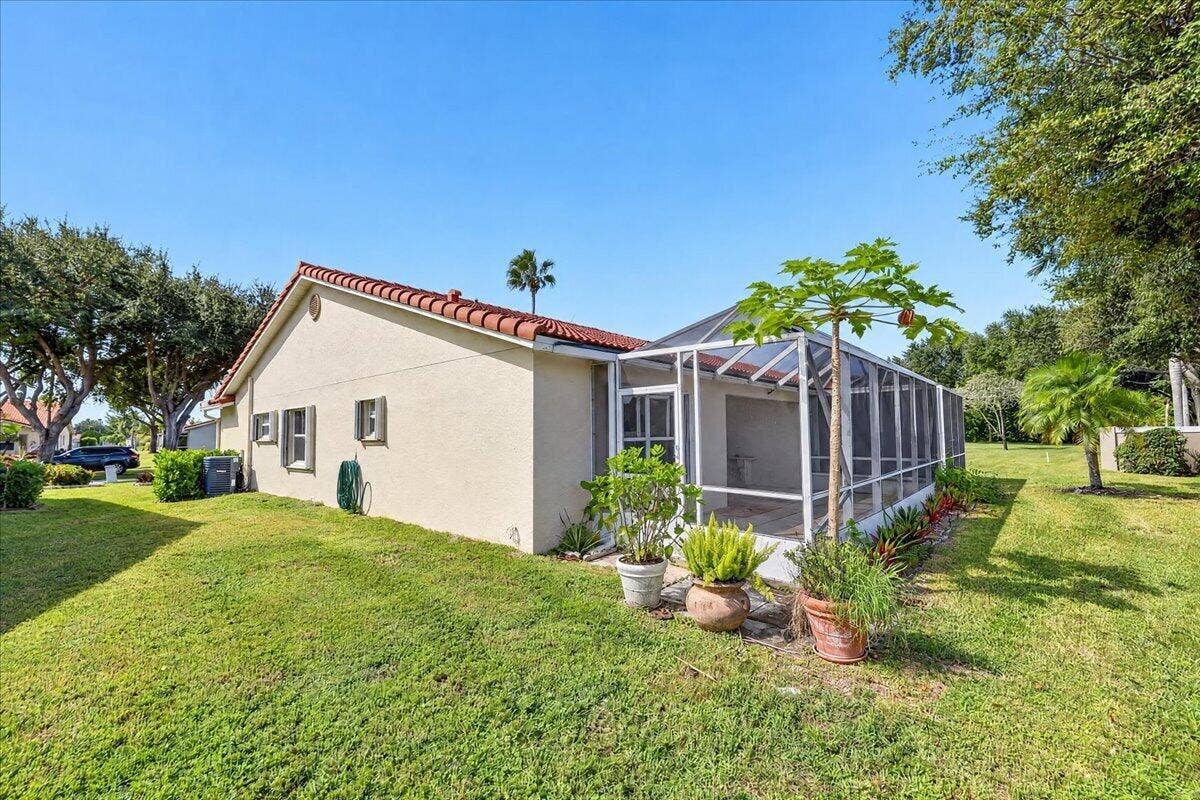17 Sausalito Drive, Boynton Beach, FL 33436 29-8I8A4333_batchlook
