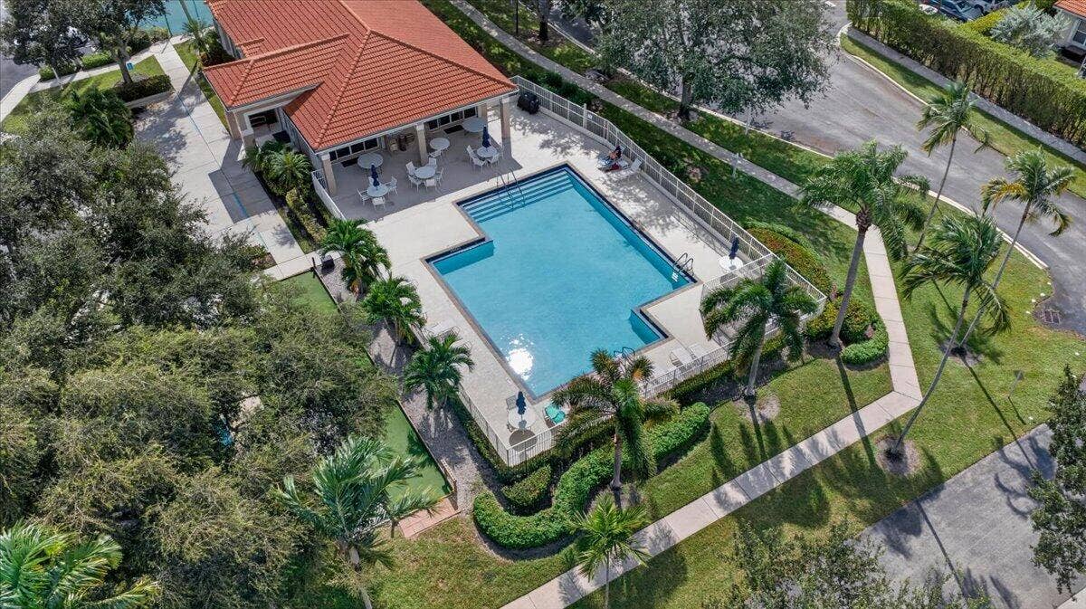 17 Sausalito Drive, Boynton Beach, FL 33436 42-DJI_20261025022939_0284_D