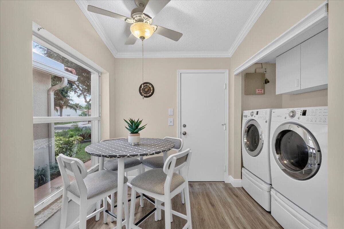 17 Sausalito Drive, Boynton Beach, FL 33436 10-8I8A4197