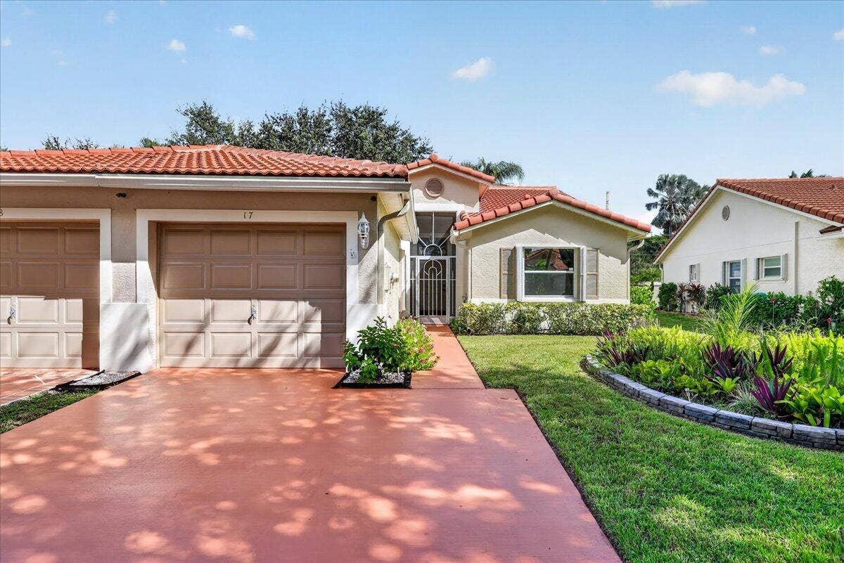 17 Sausalito Drive, Boynton Beach, FL 33436 31-8I8A4360