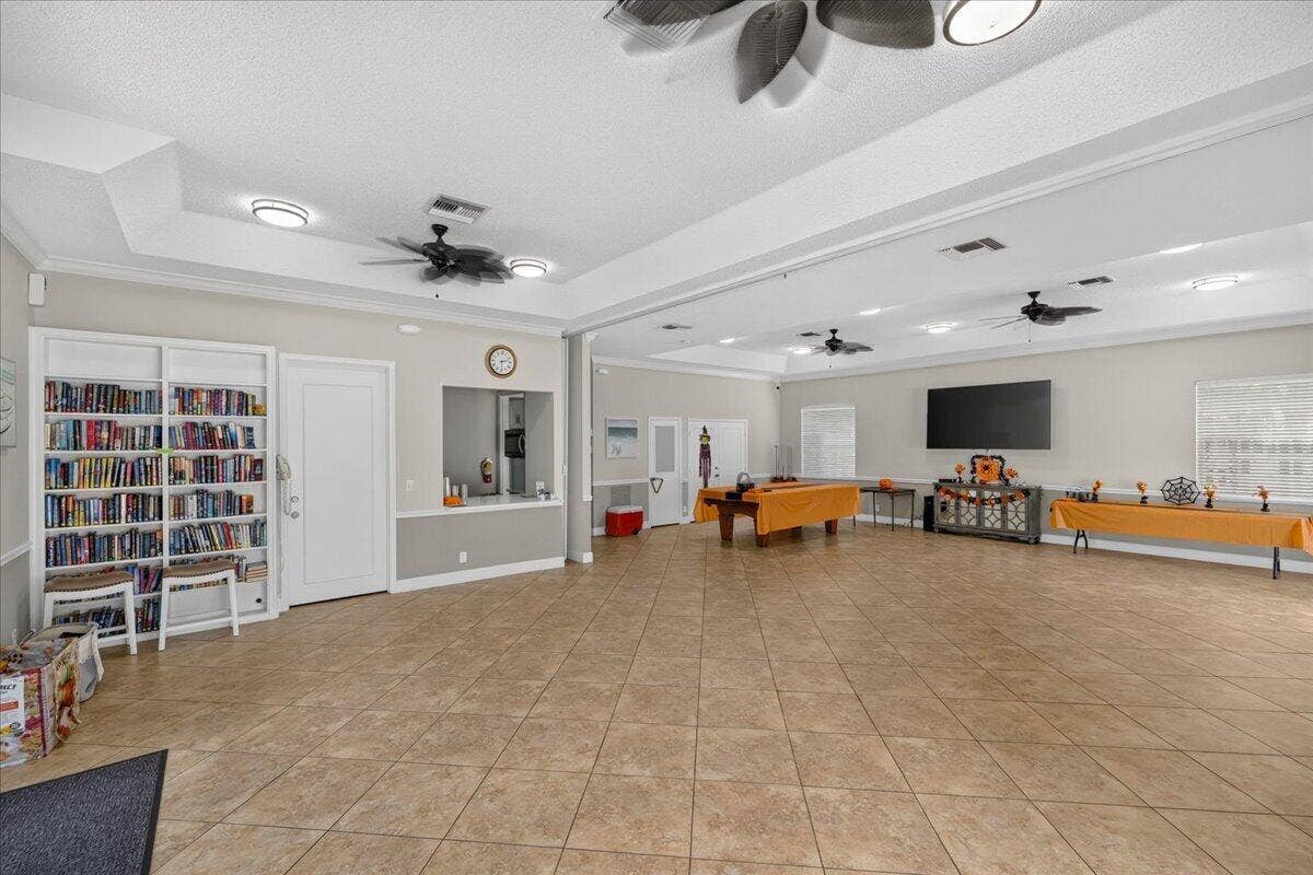 17 Sausalito Drive, Boynton Beach, FL 33436 33-8I8A4388