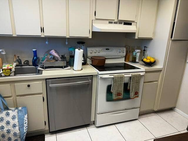 3186 VIA POINCIANA, #306, Lake Worth, FL 33467 IMG_5505