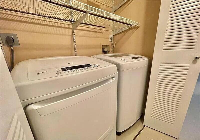 Washer & Dryer
