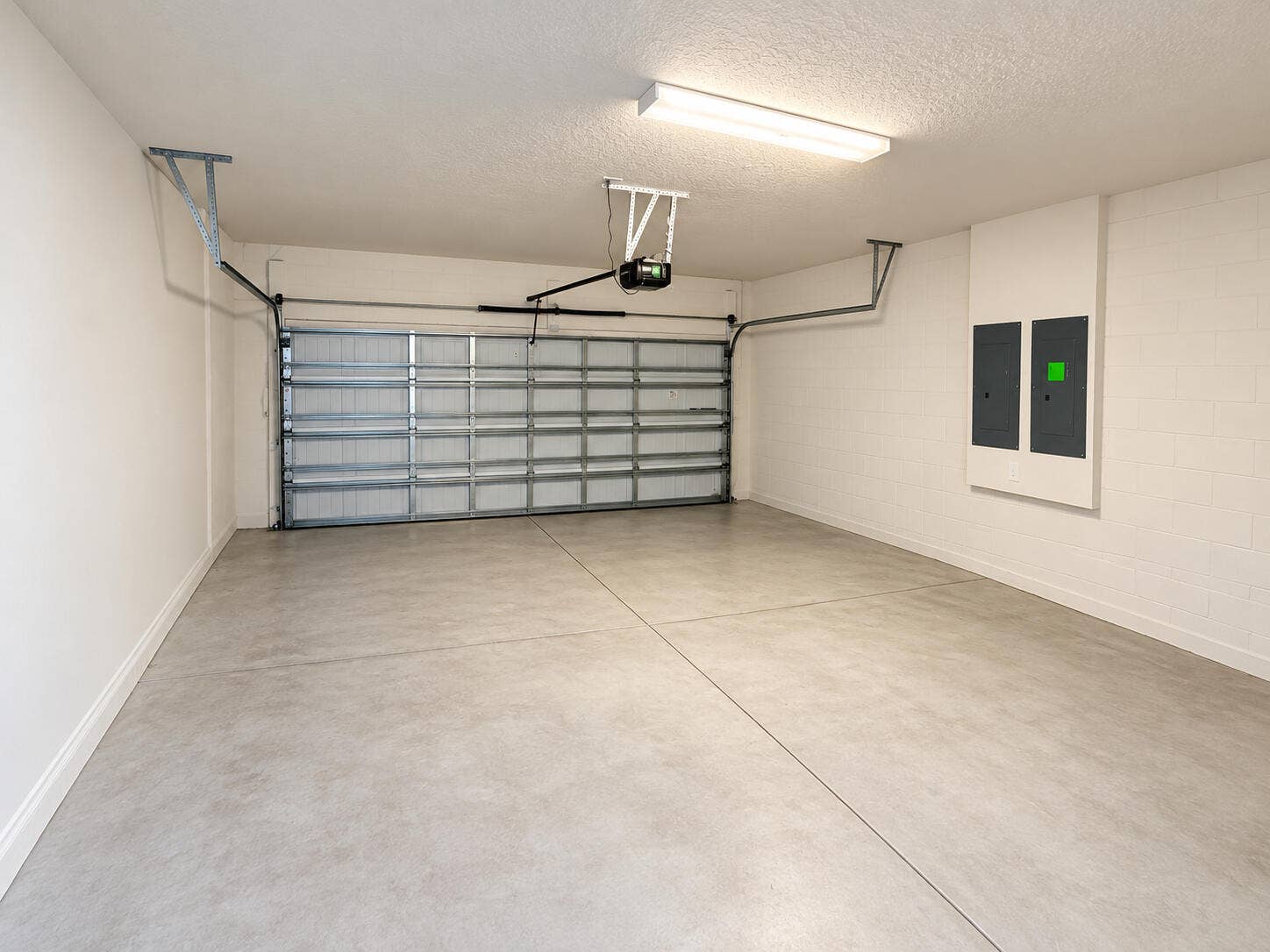 49.Garage