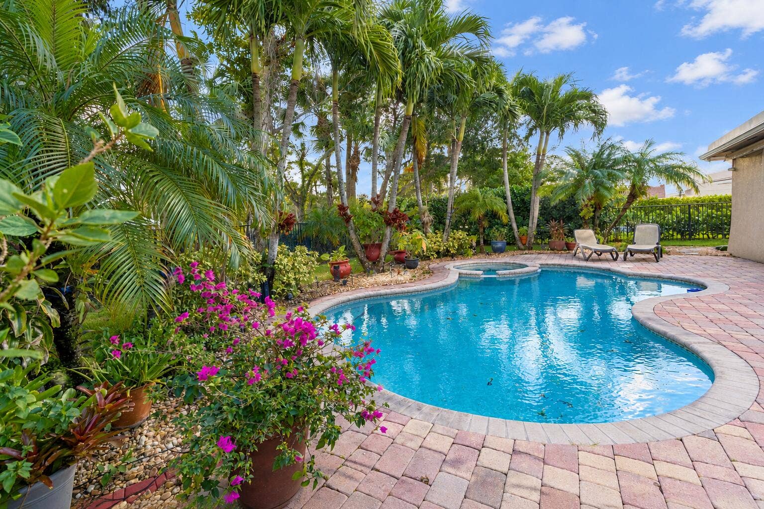 9340 Silent Oak Circle, West Palm Beach, FL 33411 Pool