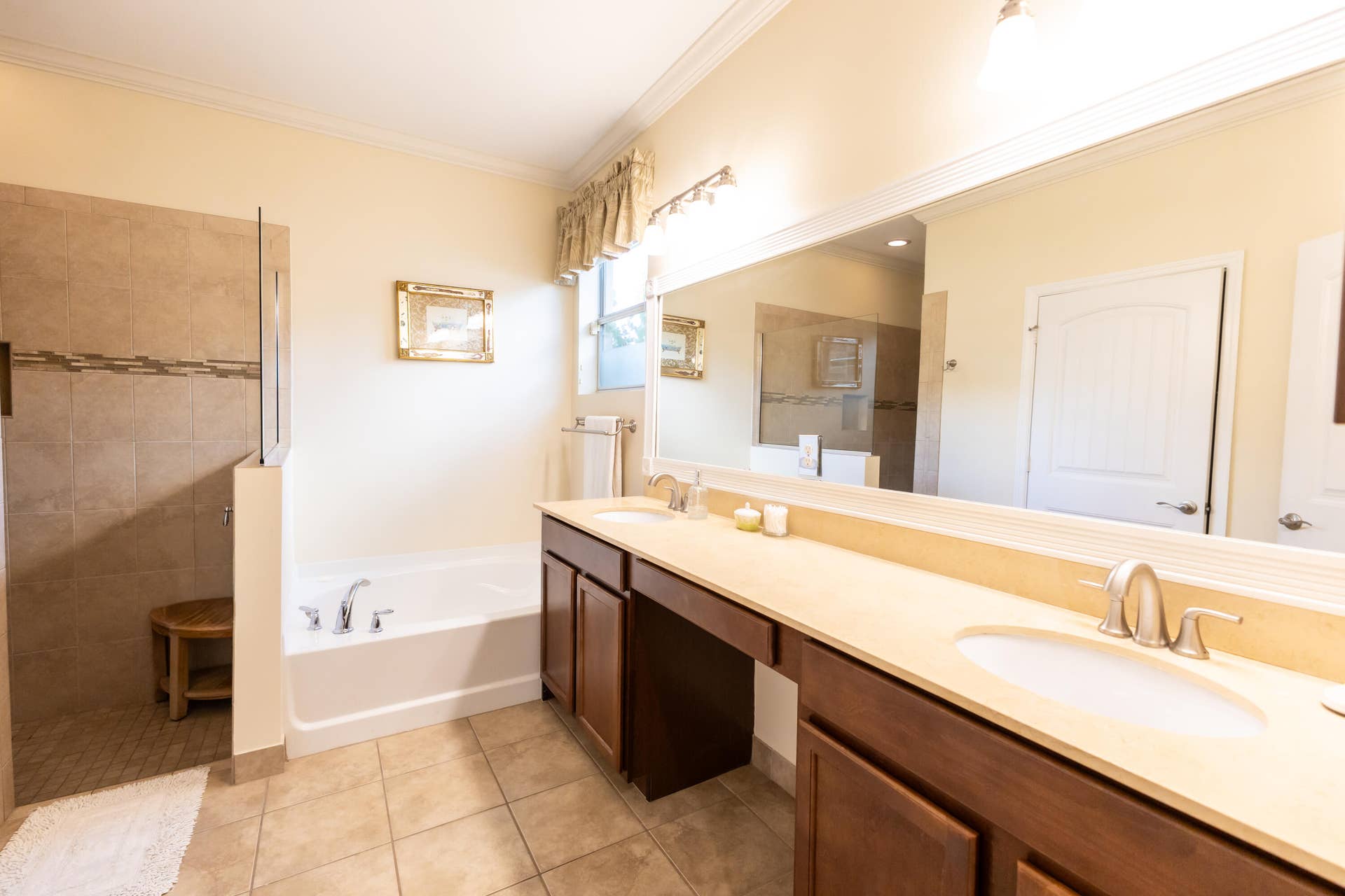9340 Silent Oak Circle, West Palm Beach, FL 33411 Master Bath