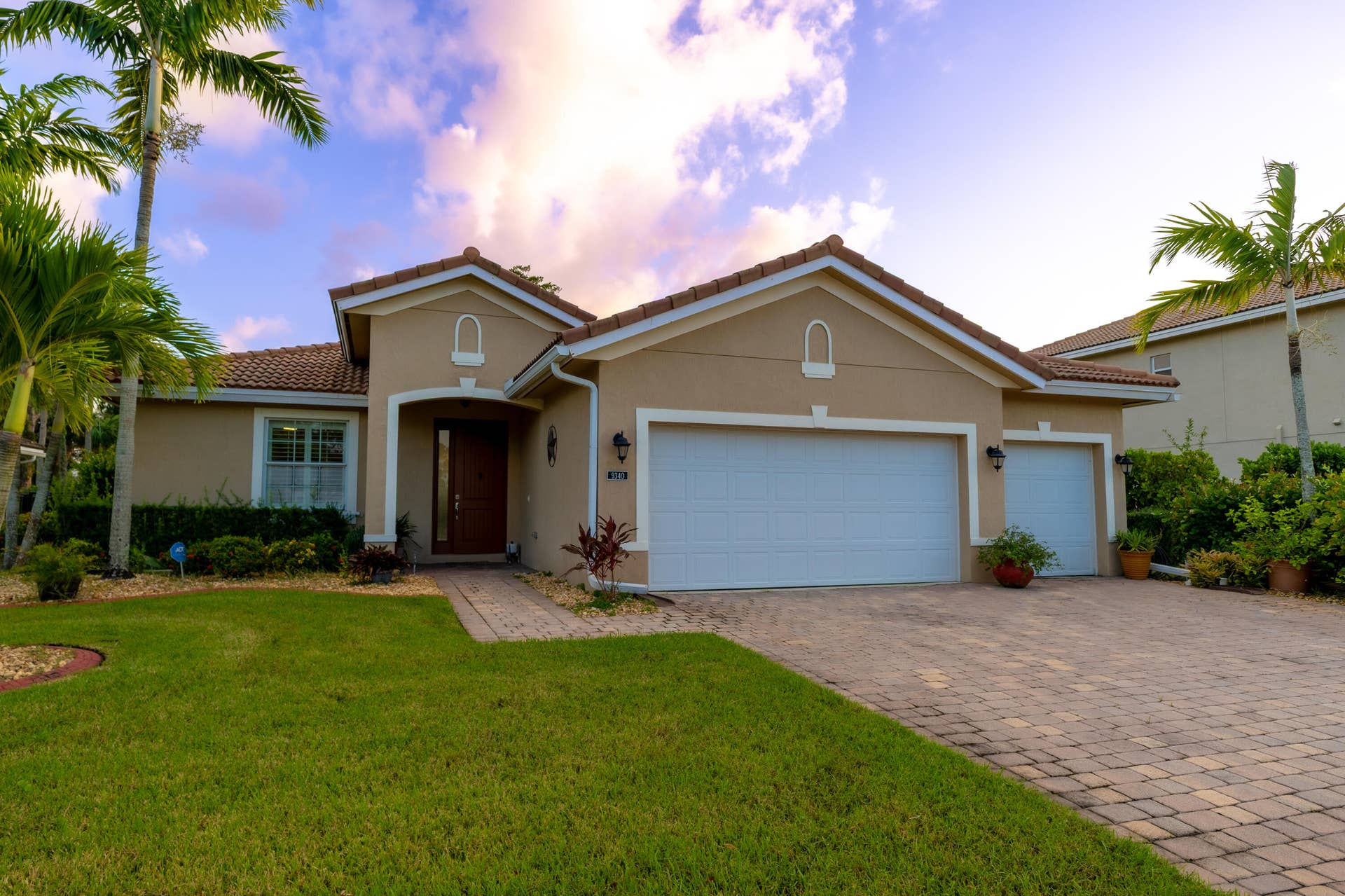 9340 Silent Oak Circle, West Palm Beach, FL 33411 Front