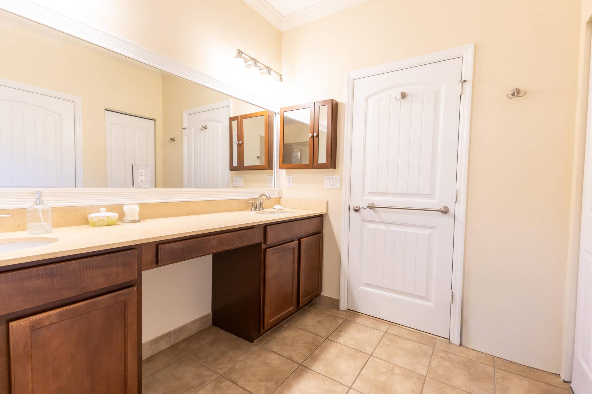 9340 Silent Oak Circle, West Palm Beach, FL 33411 Master Bath