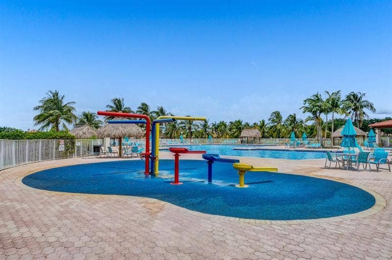 4132 BOSTON Court, Weston, FL 33331 RIDGES TOT POOL