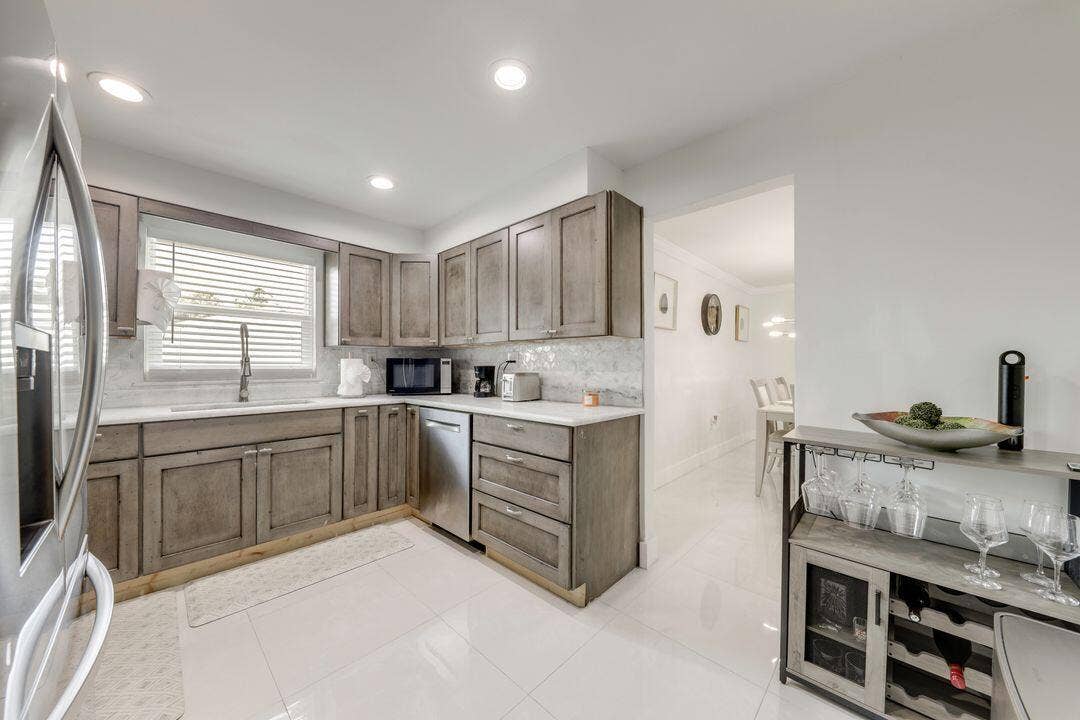 400 SE 7TH Street, Delray Beach, FL 33483 11