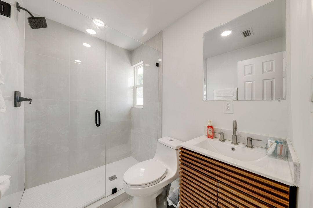 400 SE 7TH Street, Delray Beach, FL 33483 17
