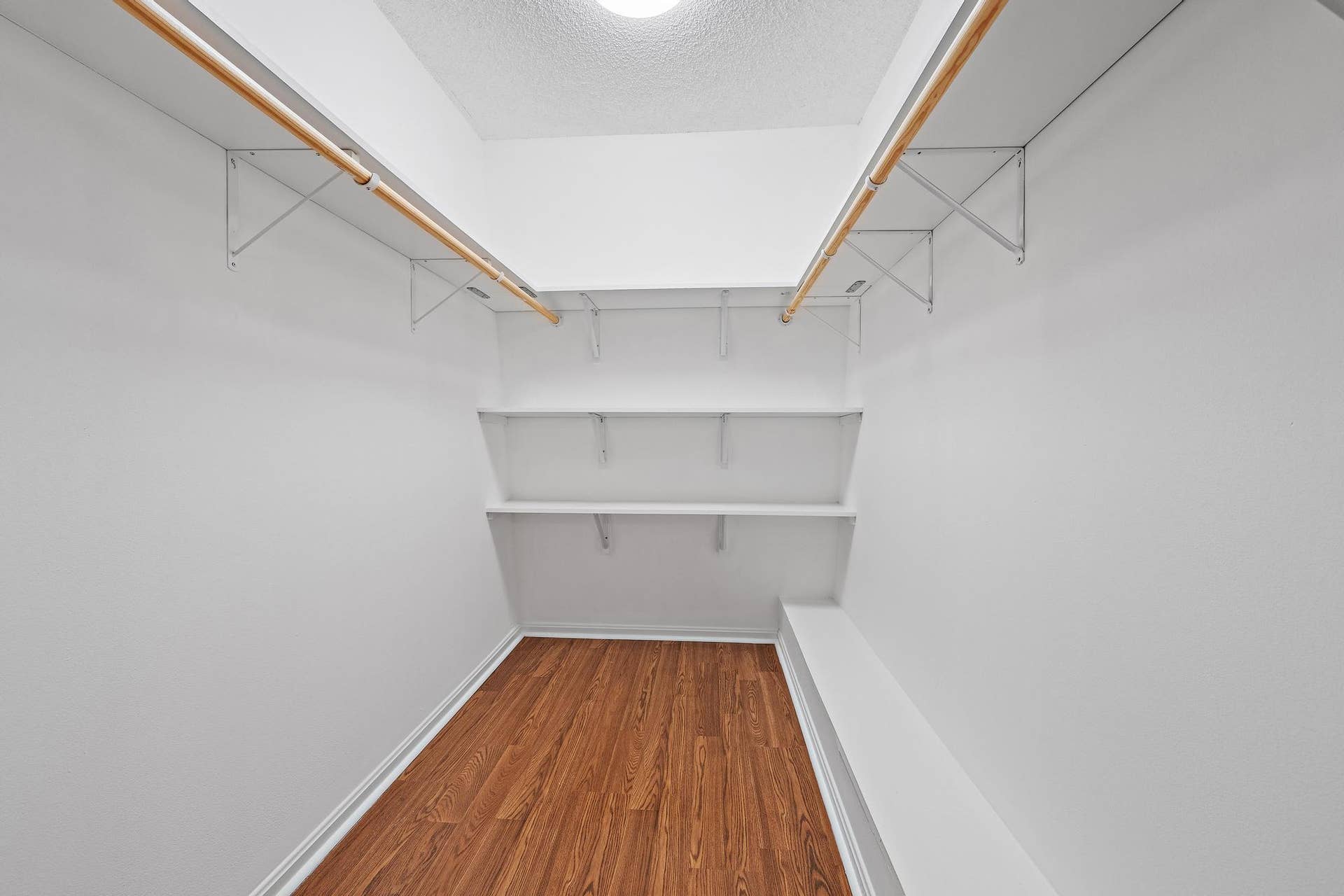 210 2nd Court, Palm Beach Gardens, FL 33410 Primary bedroom walk in closet