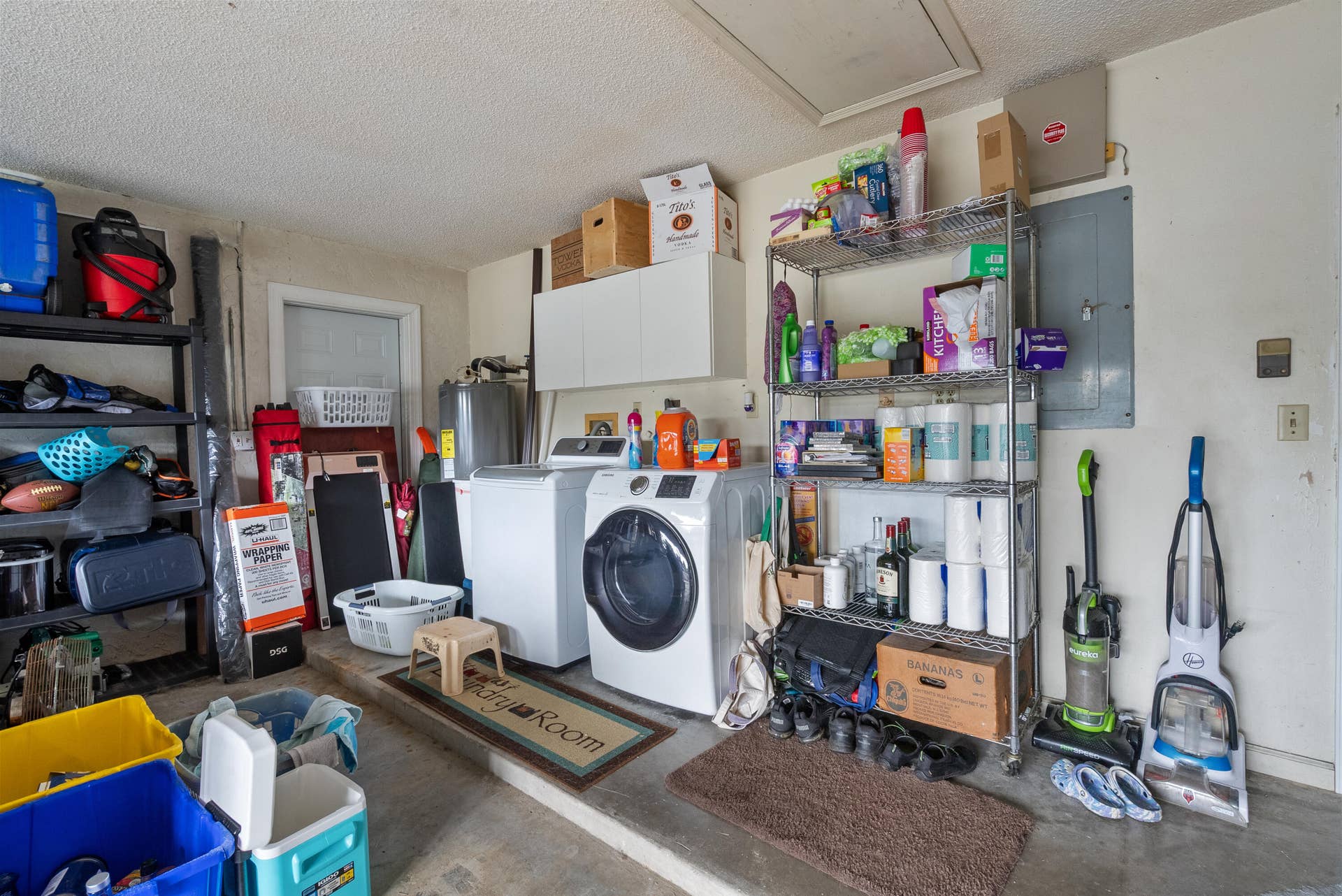 1119 SEA PINES Way, Lantana, FL 33462 2 car garage
