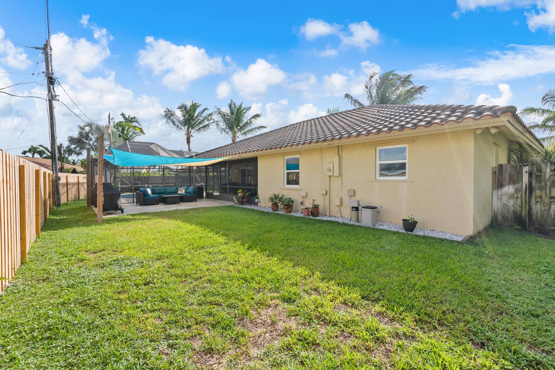 1119 SEA PINES Way, Lantana, FL 33462 backyard