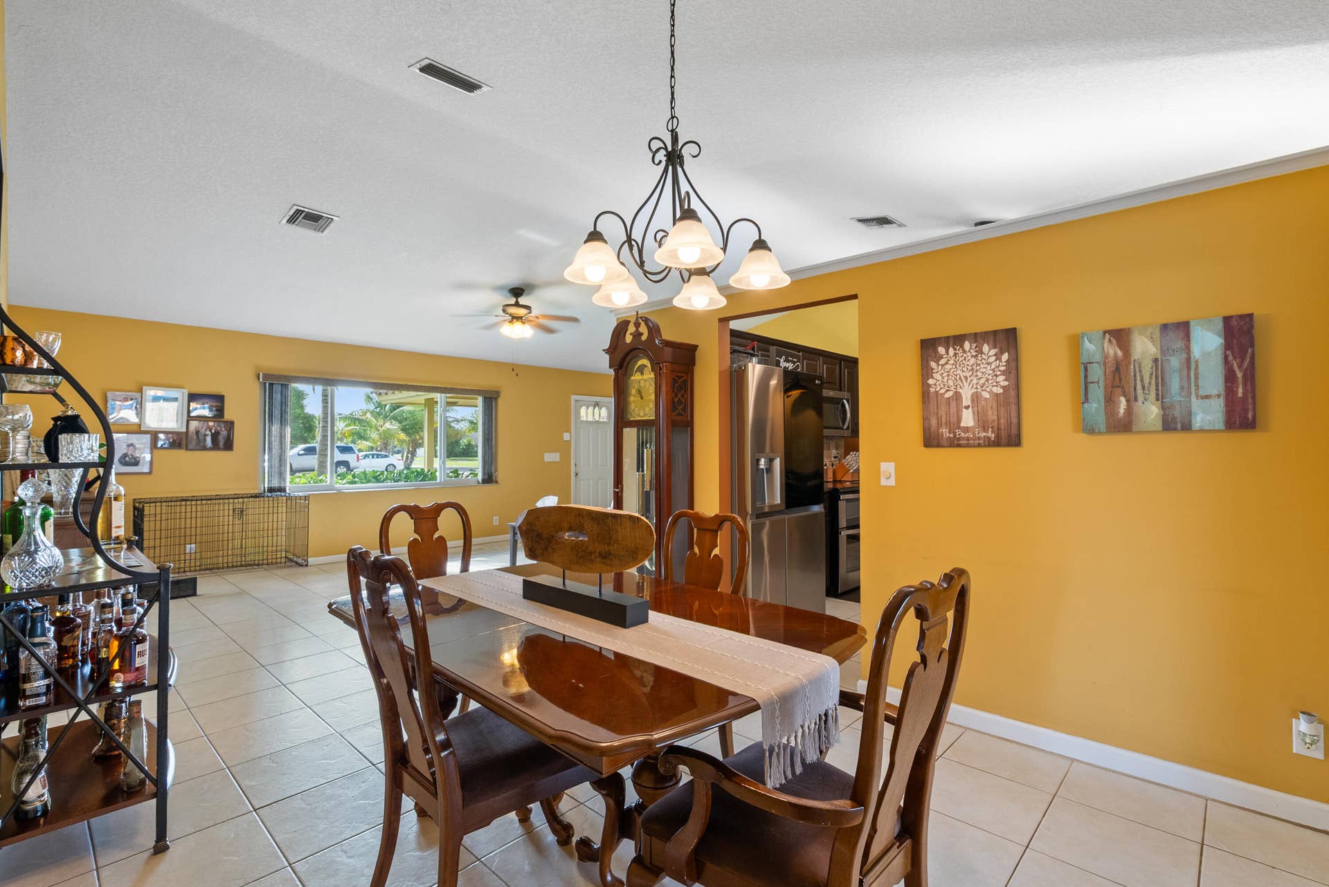 1119 SEA PINES Way, Lantana, FL 33462 dining room