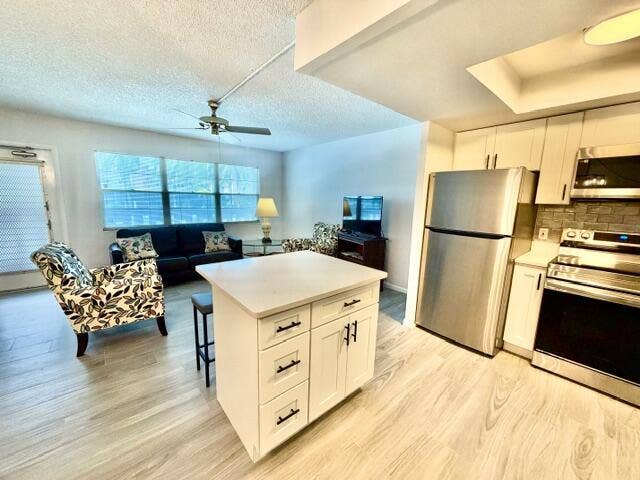 2014 Cornwall A, Boca Raton, FL 33434 Open Floor Plan