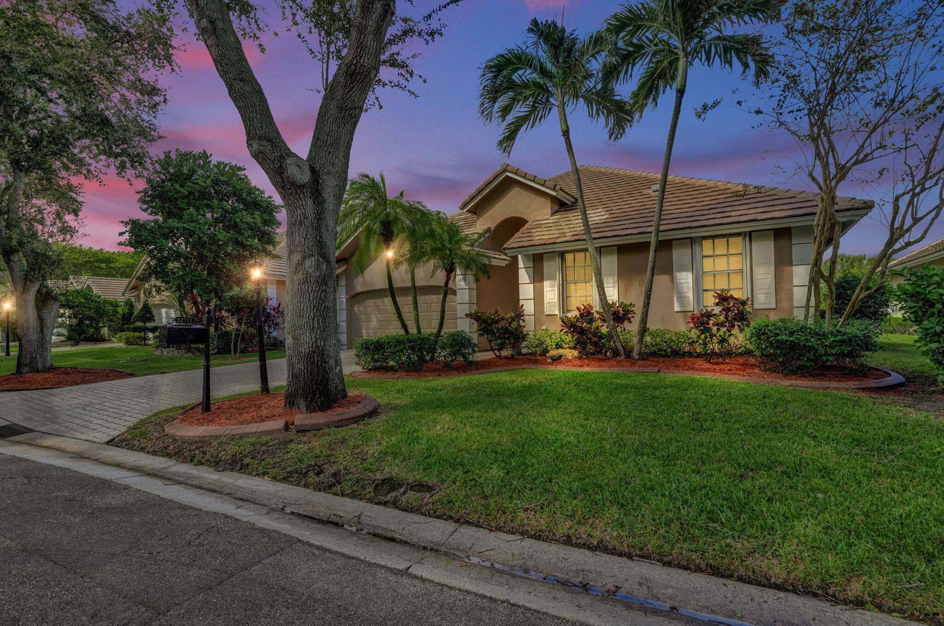 12711 NW 21ST Place, Coral Springs, FL 33071 7-web-or-mls-DSC04729 (2)