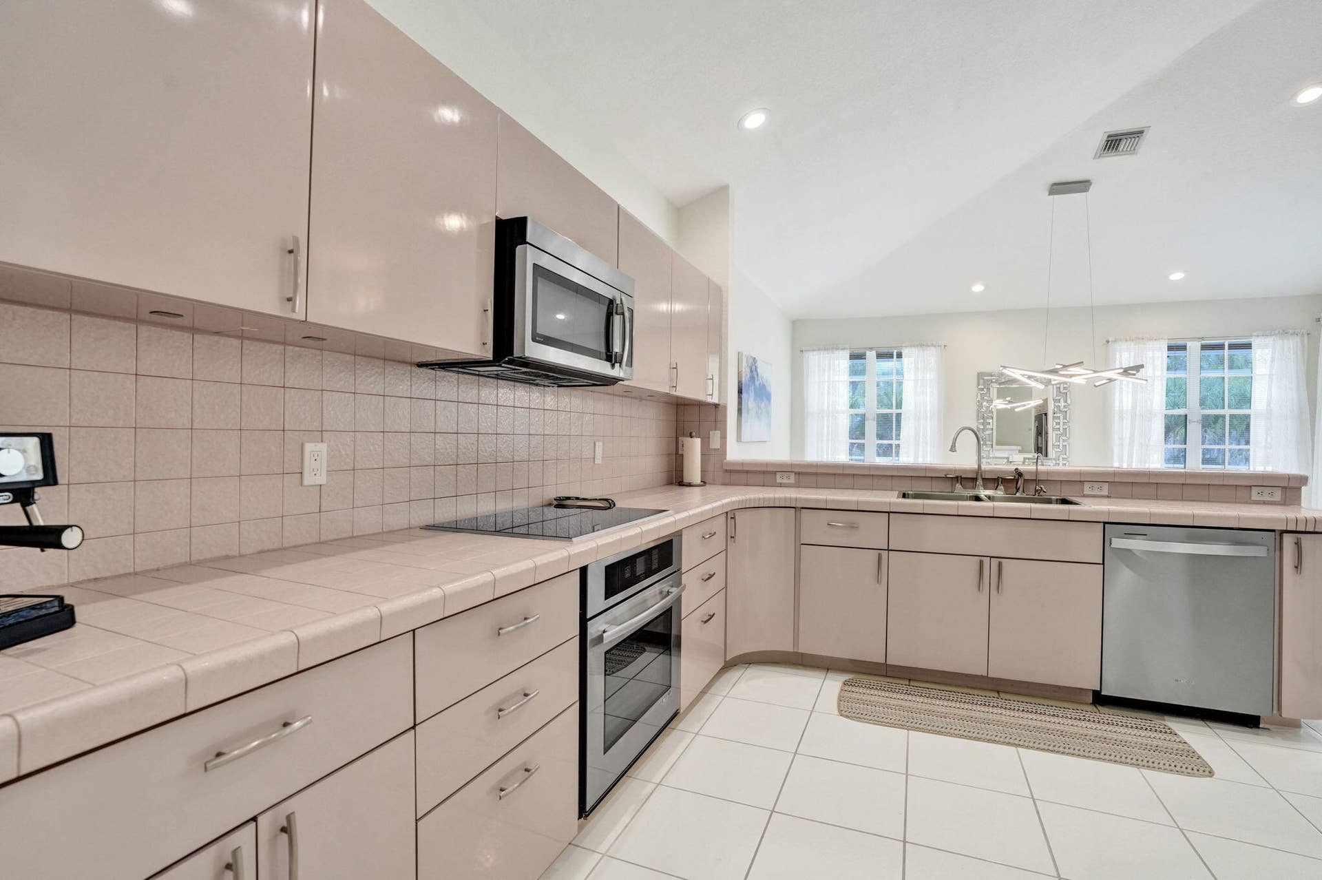 12711 NW 21ST Place, Coral Springs, FL 33071 60-web-or-mls-DSC04897