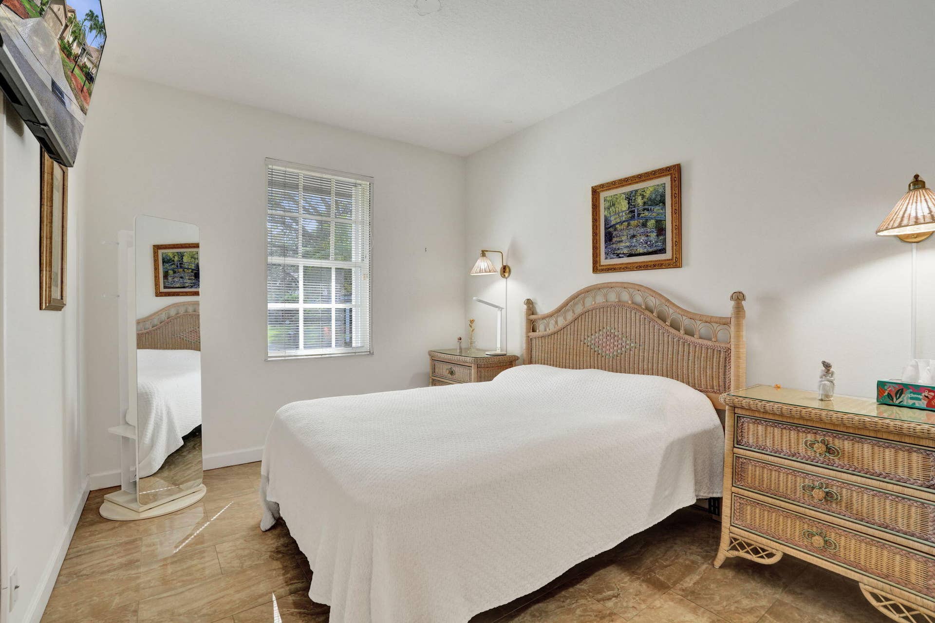 12711 NW 21ST Place, Coral Springs, FL 33071 25-web-or-mls-DSC04792