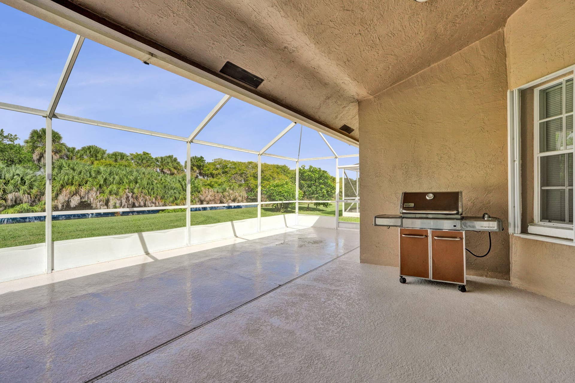 12711 NW 21ST Place, Coral Springs, FL 33071 9-web-or-mls-DSC04744