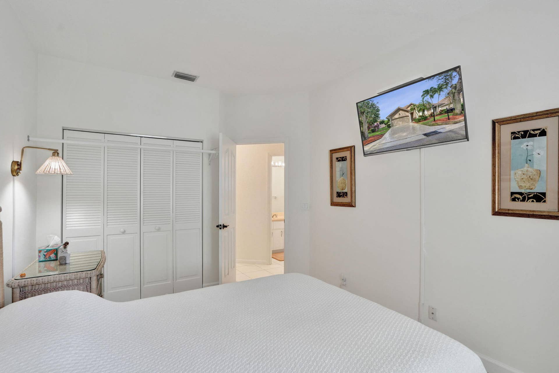 12711 NW 21ST Place, Coral Springs, FL 33071 27-web-or-mls-DSC04798