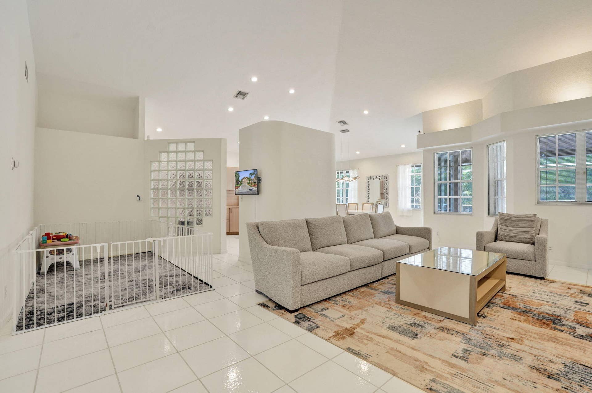 12711 NW 21ST Place, Coral Springs, FL 33071 47-web-or-mls-DSC04858