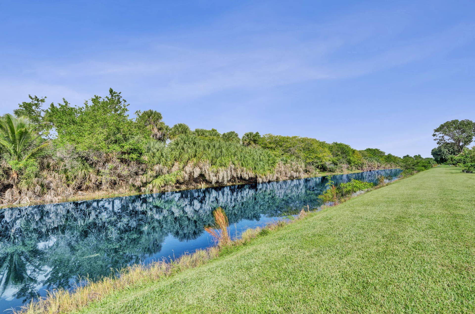 12711 NW 21ST Place, Coral Springs, FL 33071 24-web-or-mls-DSC04789