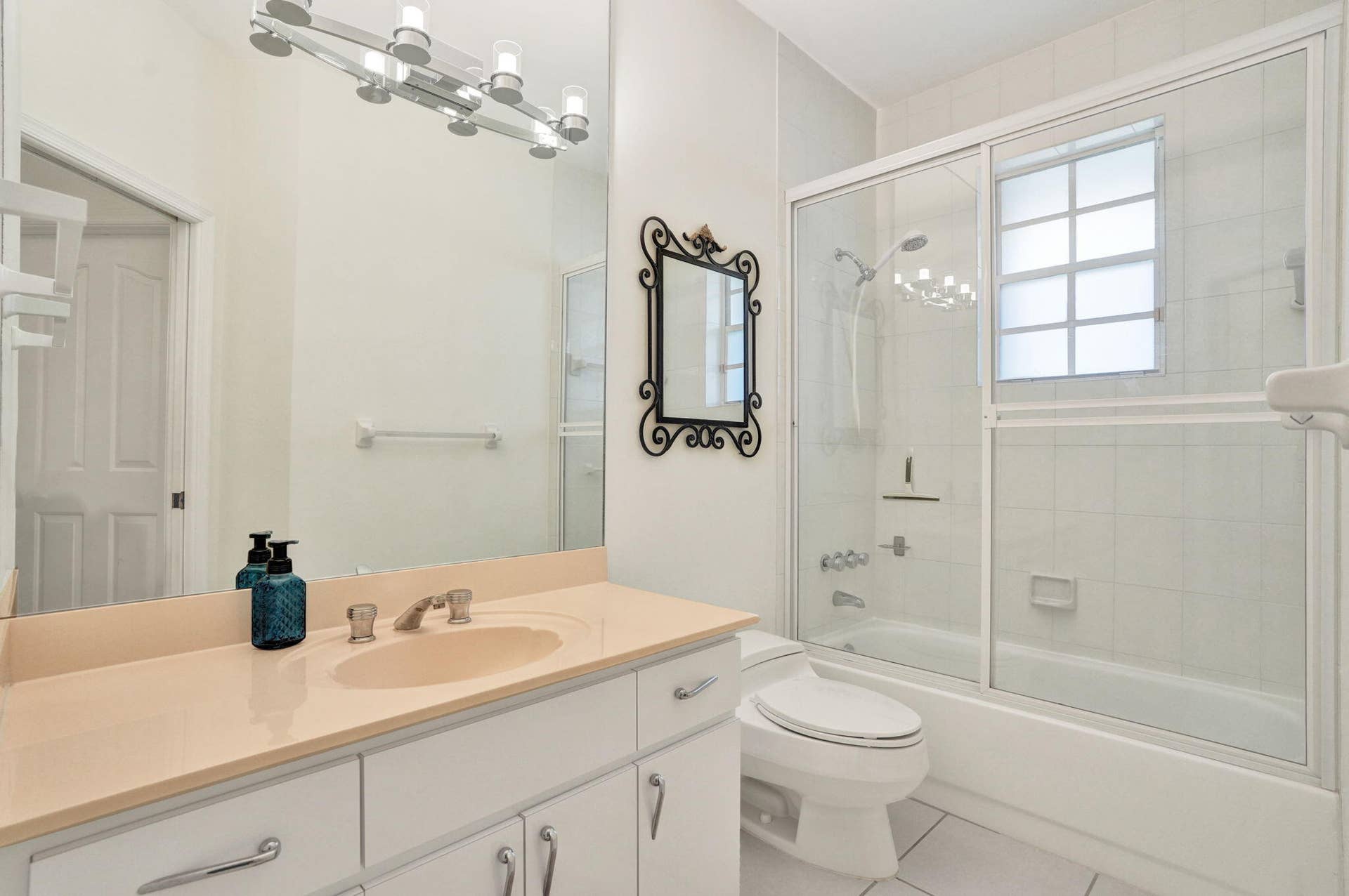 12711 NW 21ST Place, Coral Springs, FL 33071 29-web-or-mls-DSC04804