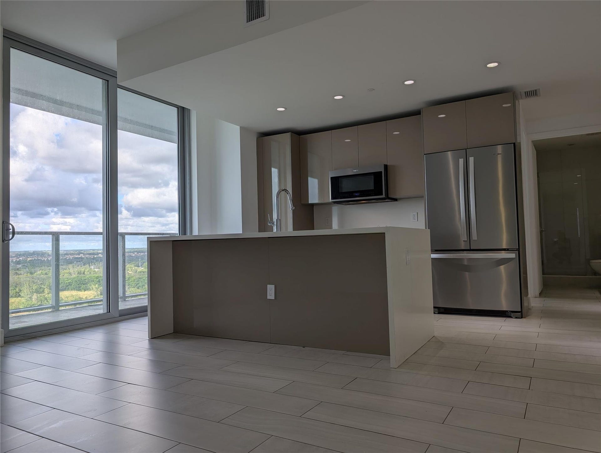 2000 METROPICA Way, #1501, Sunrise, FL 33323 Photo 2