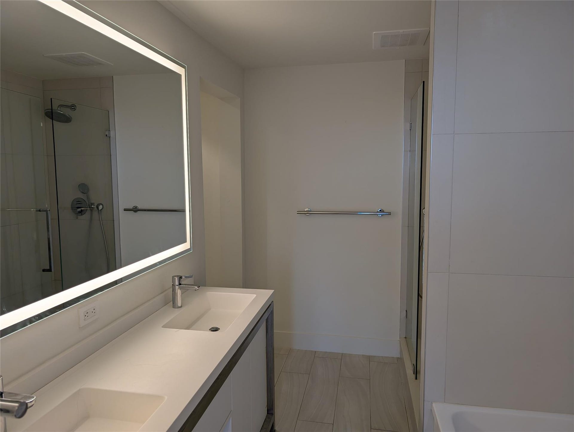 2000 METROPICA Way, #1501, Sunrise, FL 33323 Photo 16