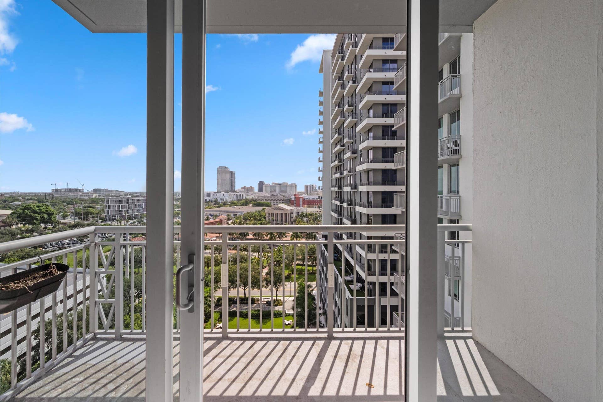 300 S Australian Avenue, #1103, West Palm Beach, FL 33401 14-DSC_8451