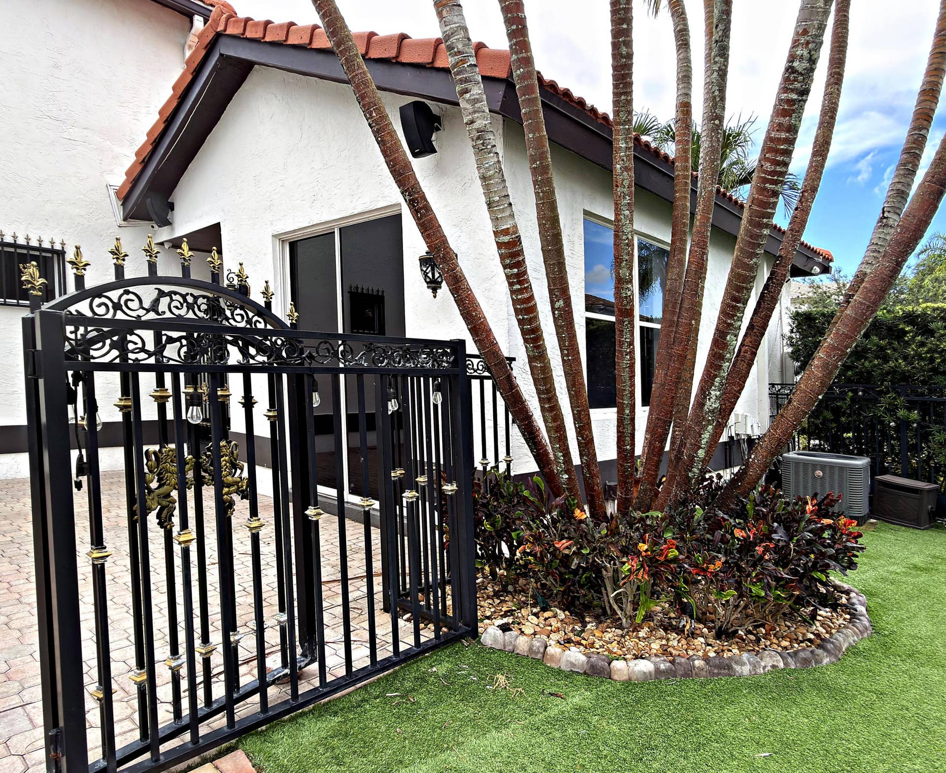 11050 HARBOUR SPRINGS Circle, Boca Raton, Boca Raton, FL 33428 Gate 1