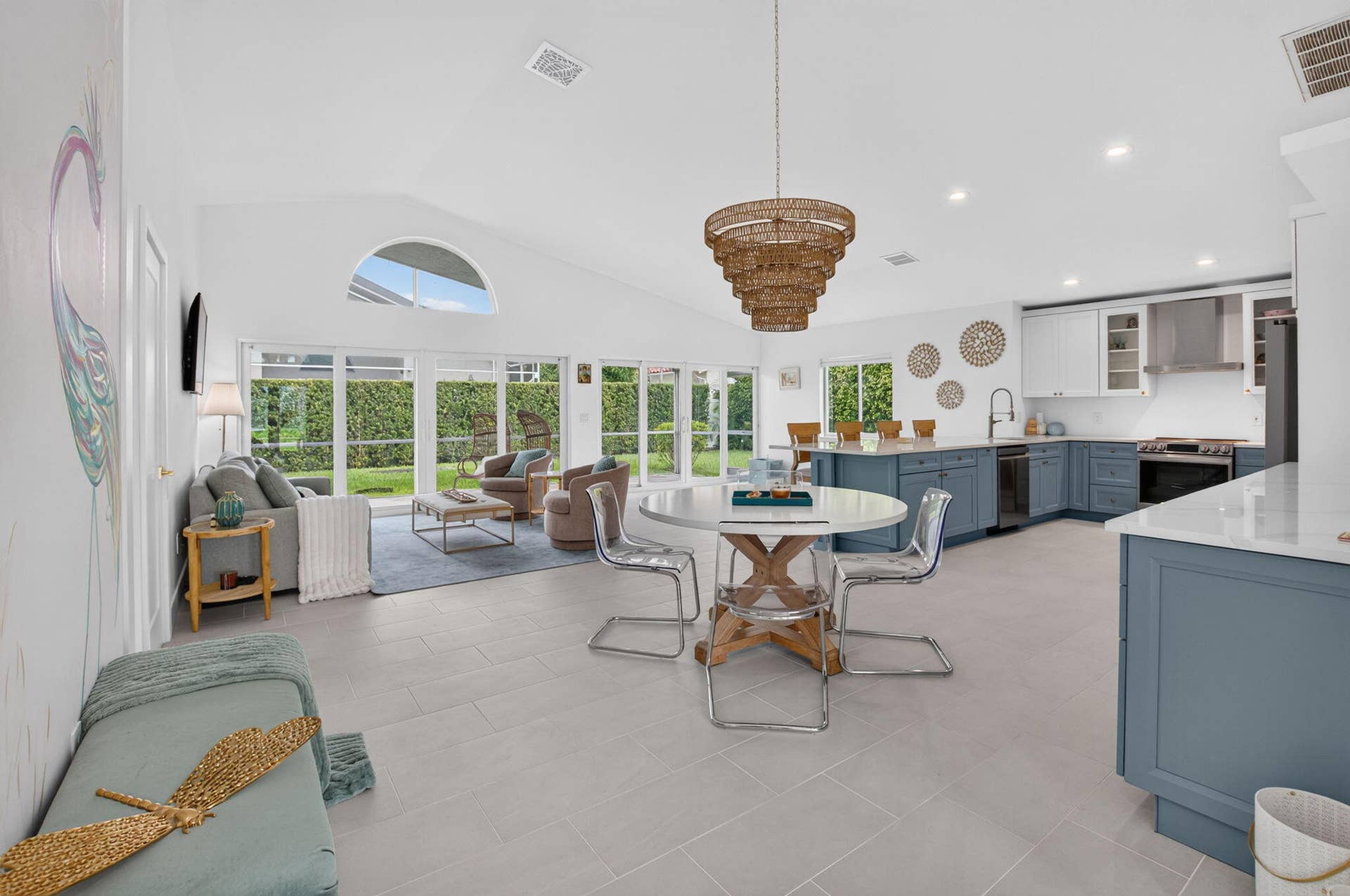 5745 Aspen Ridge Court, Delray Beach, FL 33484 Vaulted Ceilings