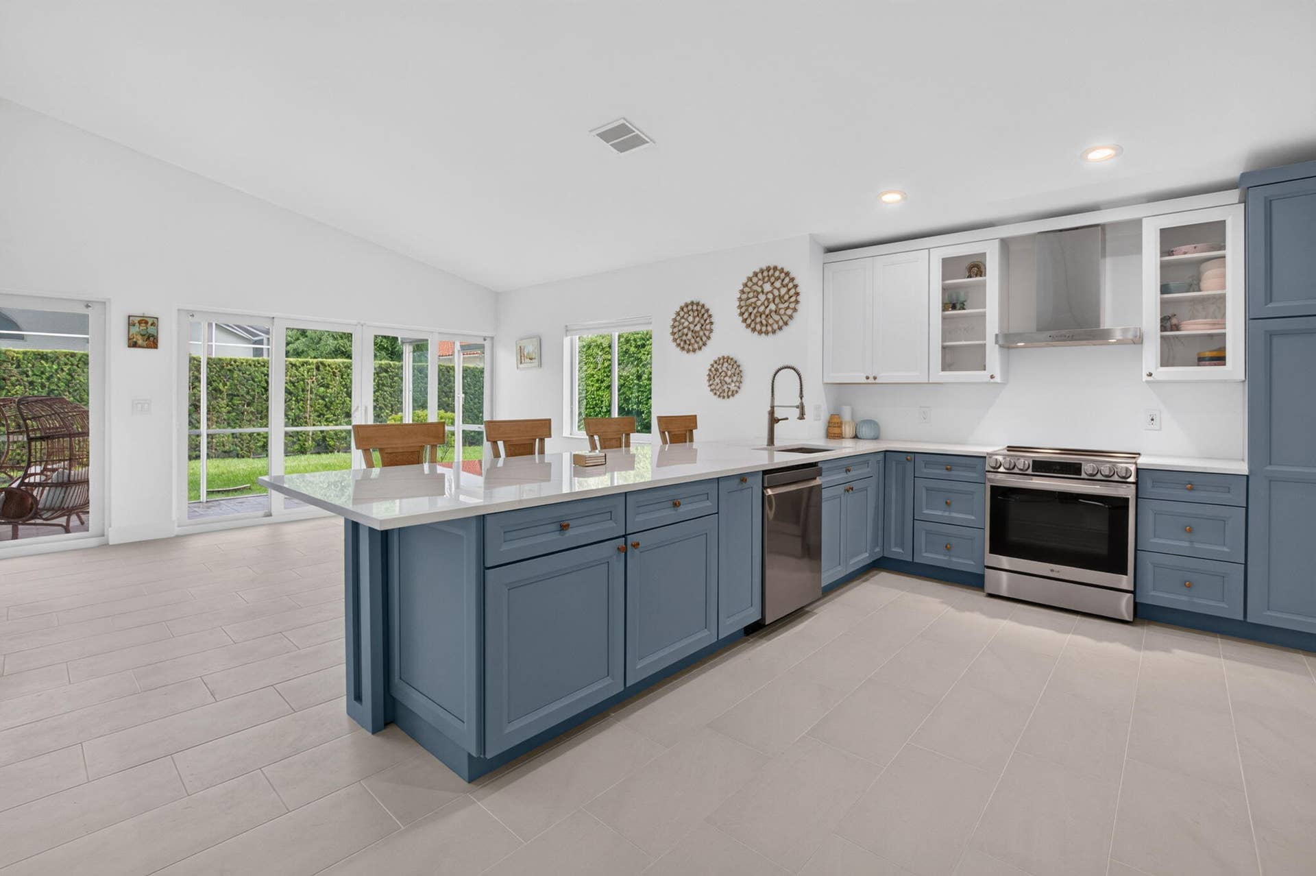 5745 Aspen Ridge Court, Delray Beach, FL 33484 Kitchen