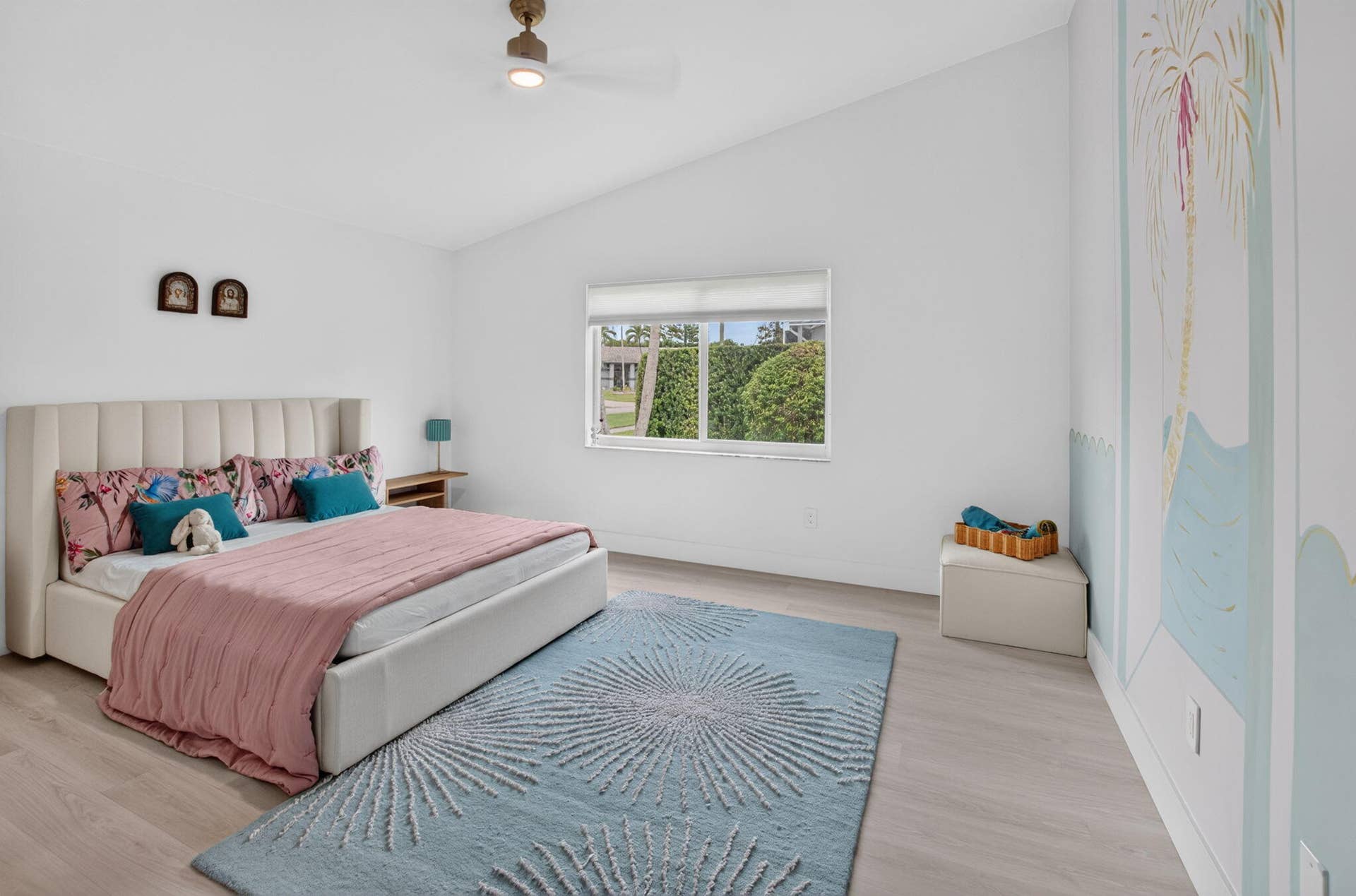 5745 Aspen Ridge Court, Delray Beach, FL 33484 Owner's with vaulted ceilings