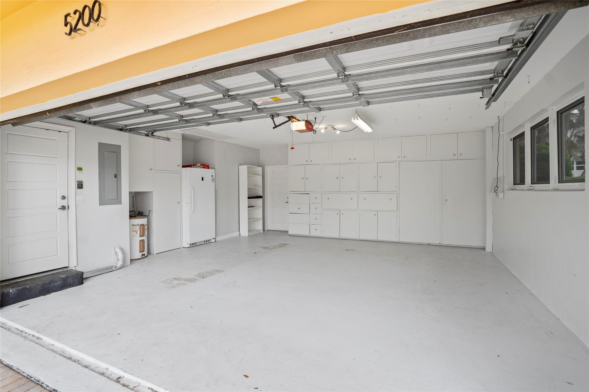 5200 NE 31ST Avenue, Fort Lauderdale, Fort Lauderdale, FL 33308 2-Car Garage