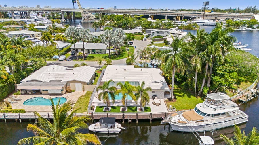 Property photo for 2131 SW 23RD Avenue, Fort Lauderdale, FL