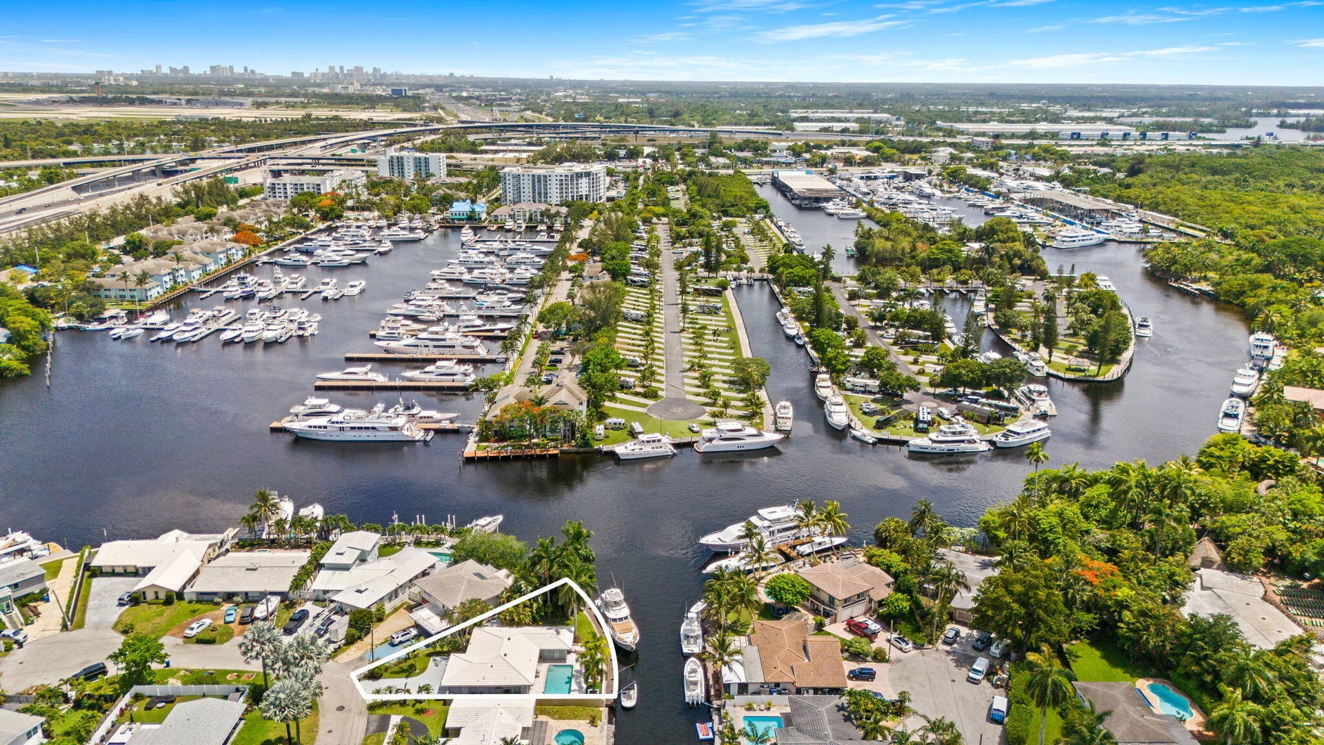 2131 SW 23RD Avenue, Fort Lauderdale, FL 33312 7-web-or-mls-DJI_20260602144952_0351_D