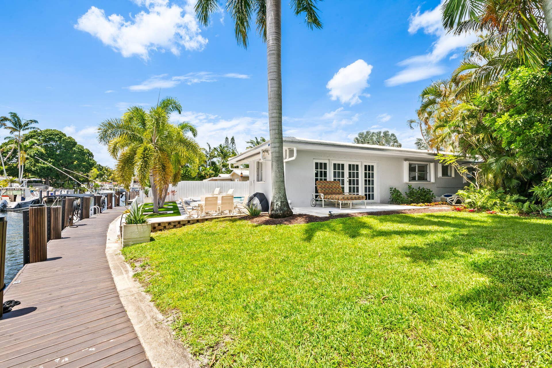 2131 SW 23RD Avenue, Fort Lauderdale, FL 33312 14-web-or-mls-DSC_0459