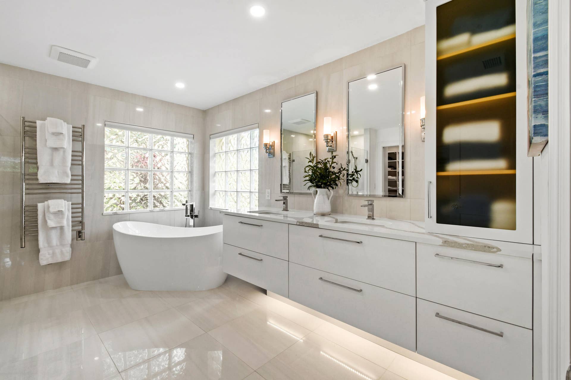 524 PHEASANT Lane N, Jupiter, FL 33458 Primary Ensuite