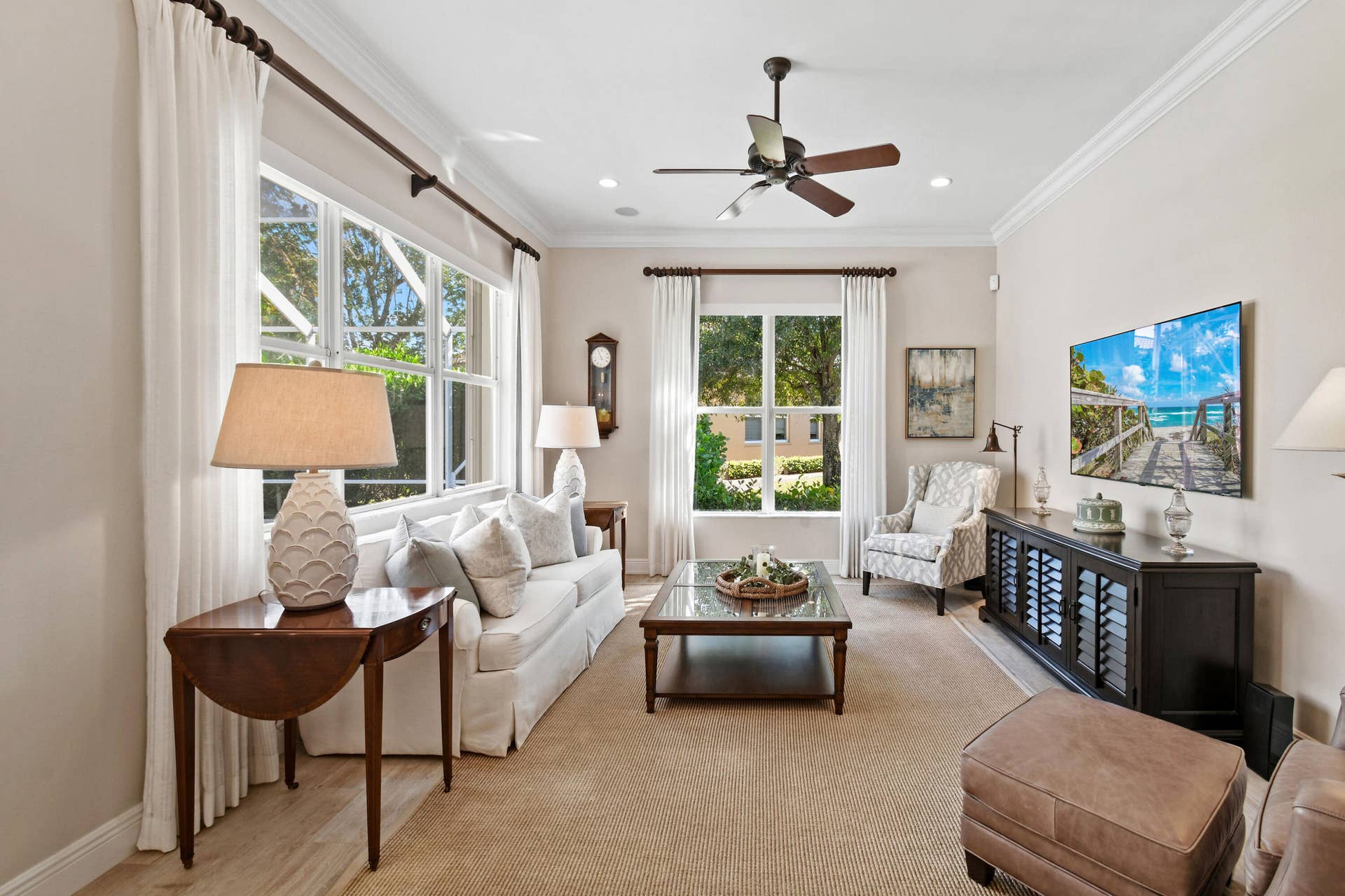 524 PHEASANT Lane N, Jupiter, FL 33458 Family Room