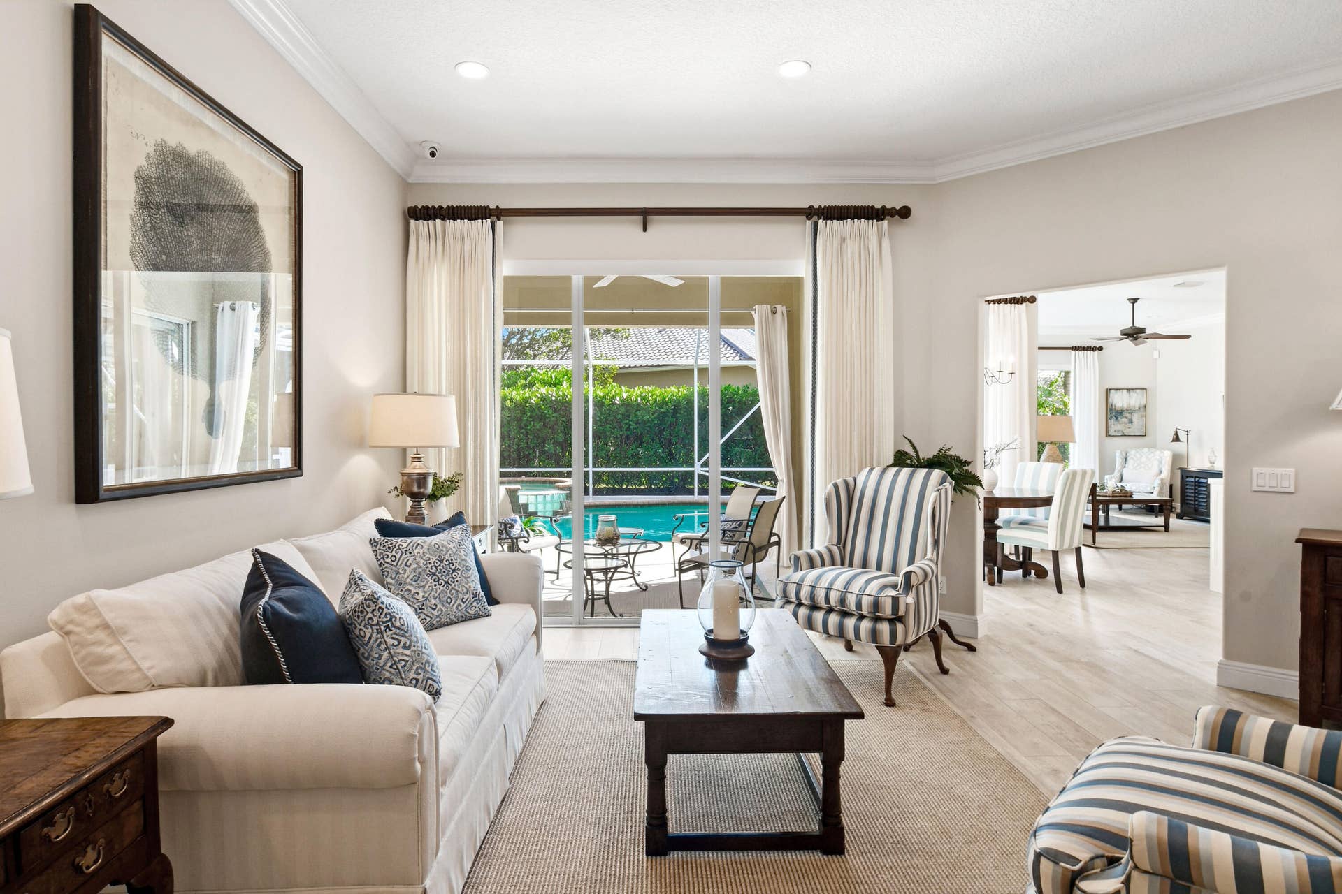 524 PHEASANT Lane N, Jupiter, FL 33458 Living with a view