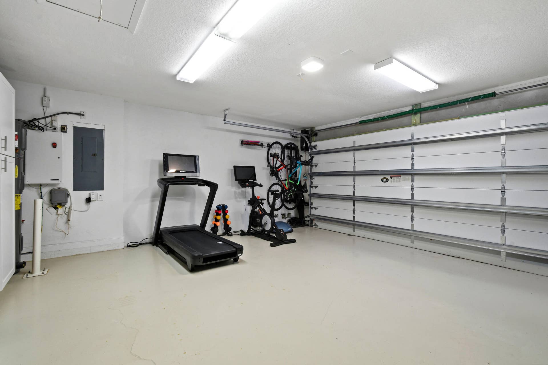 524 PHEASANT Lane N, Jupiter, FL 33458 Hurricane Garage Door