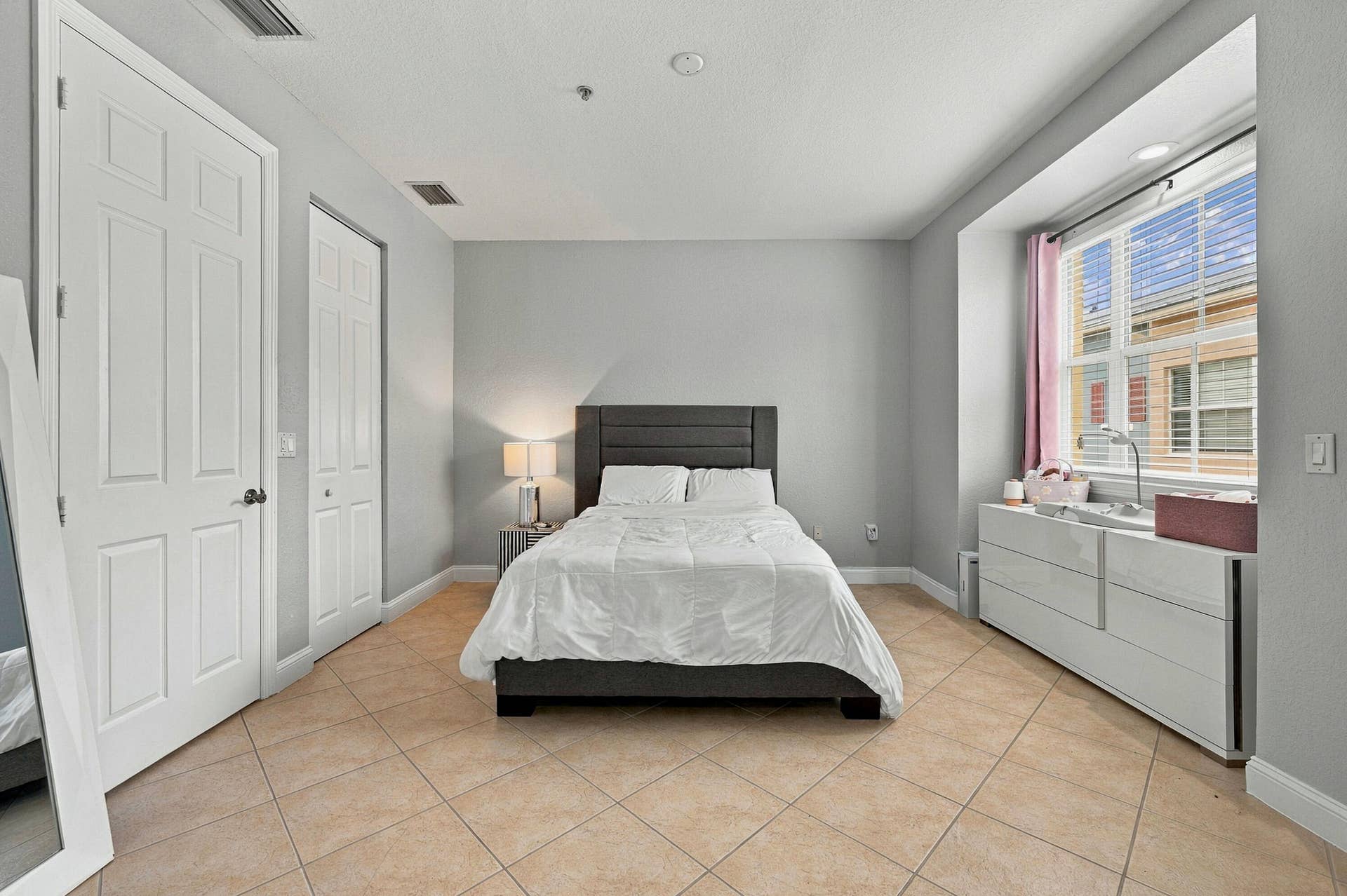 536 NE 7th Avenue, #Unit 2, Fort Lauderdale, FL 33301 26_dsc_8348_c868973b