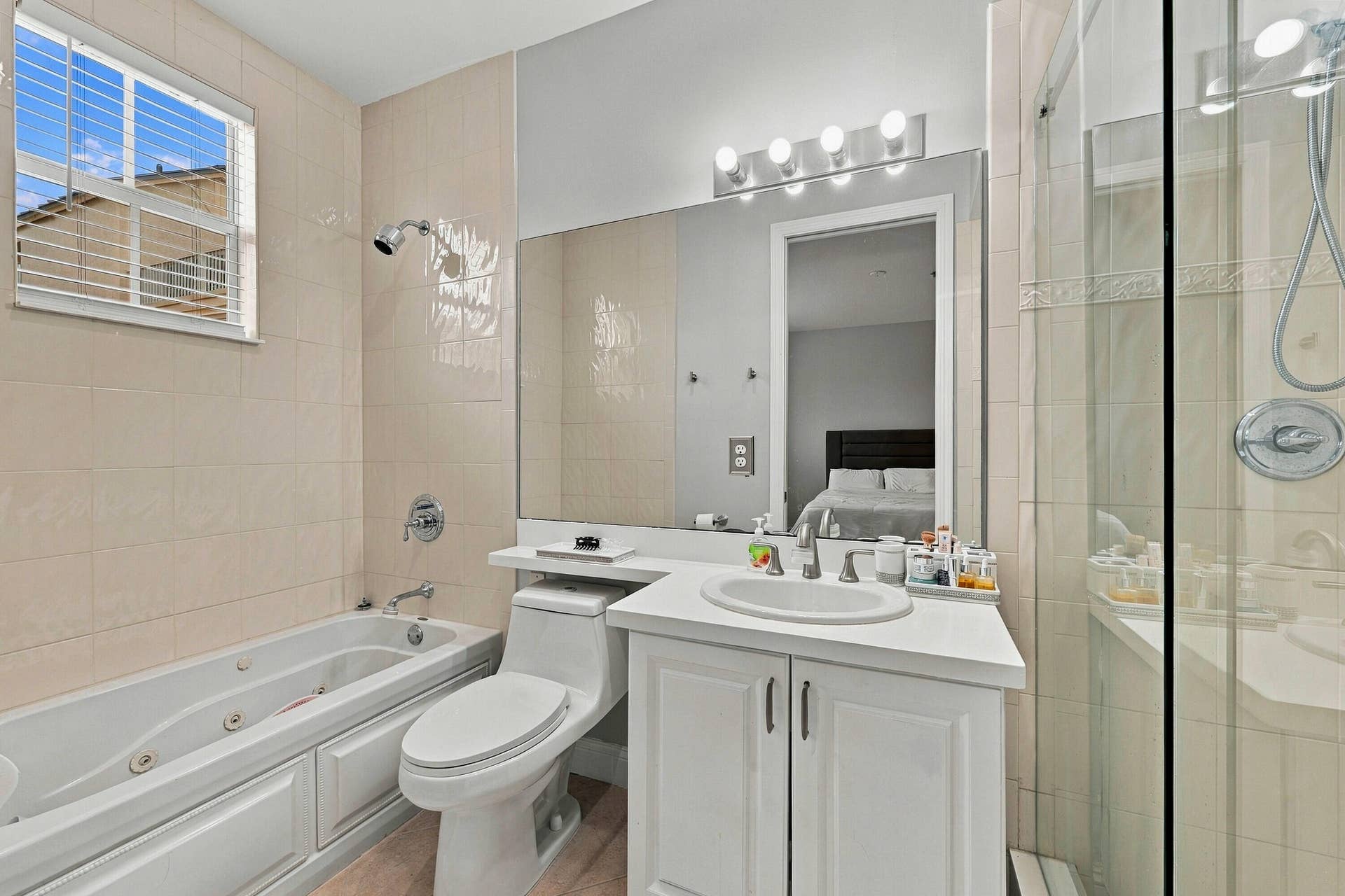 536 NE 7th Avenue, #Unit 2, Fort Lauderdale, FL 33301 28_dsc_8342_dee6e650